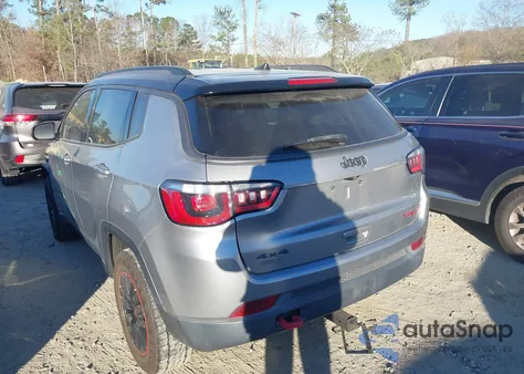 2019 Jeep Compass Trailhawk 4X4 from USA, damaged, VIN 3C4NJDDBXKT622567